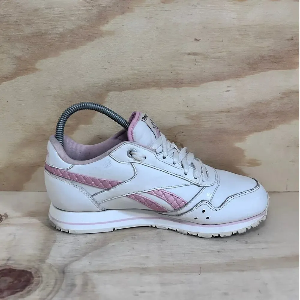 Reebok - Classic - Sneakers - White/Pink - Women's - 7.5